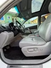 interiorFront