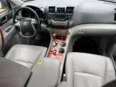 interiorFront
