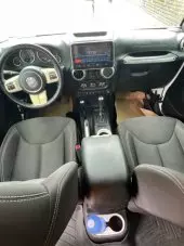 interiorFront