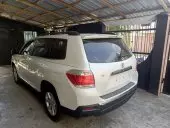 car Right Back