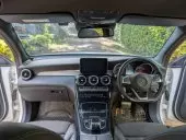interiorFront