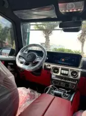 interiorFront
