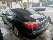 car Right Back