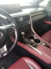 interiorFront
