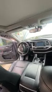 interiorFront