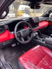 interiorFront