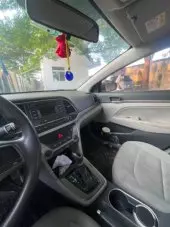 interiorFront