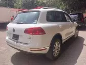 car Right Back