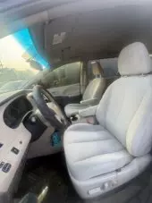 interiorFront