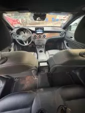 interiorFront