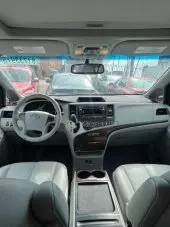 interiorFront