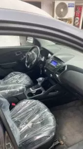 interiorFront