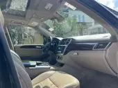 interiorFront