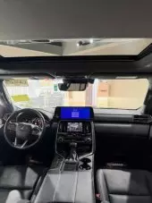 interiorFront