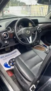 interiorFront