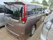 car Right Back