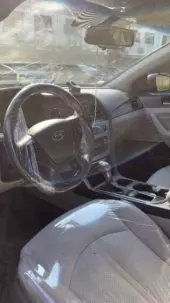 interiorFront