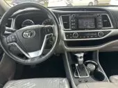 interiorFront