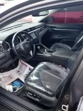 interiorFront