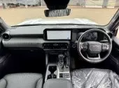 interiorFront