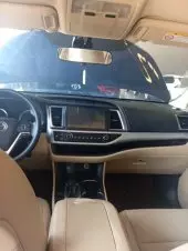 interiorFront