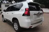 car Right Back