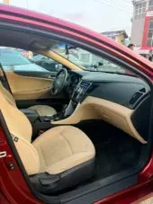 interiorFront