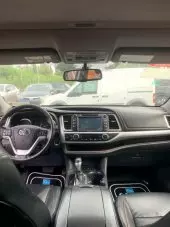 interiorFront