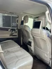 interiorBack