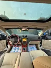 interiorFront