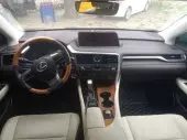 interiorFront
