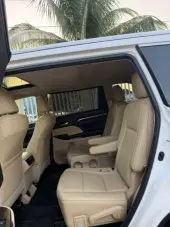 interiorBack