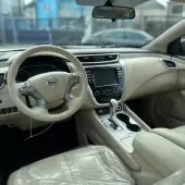 interiorFront