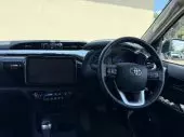 interiorFront
