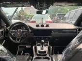 interiorFront