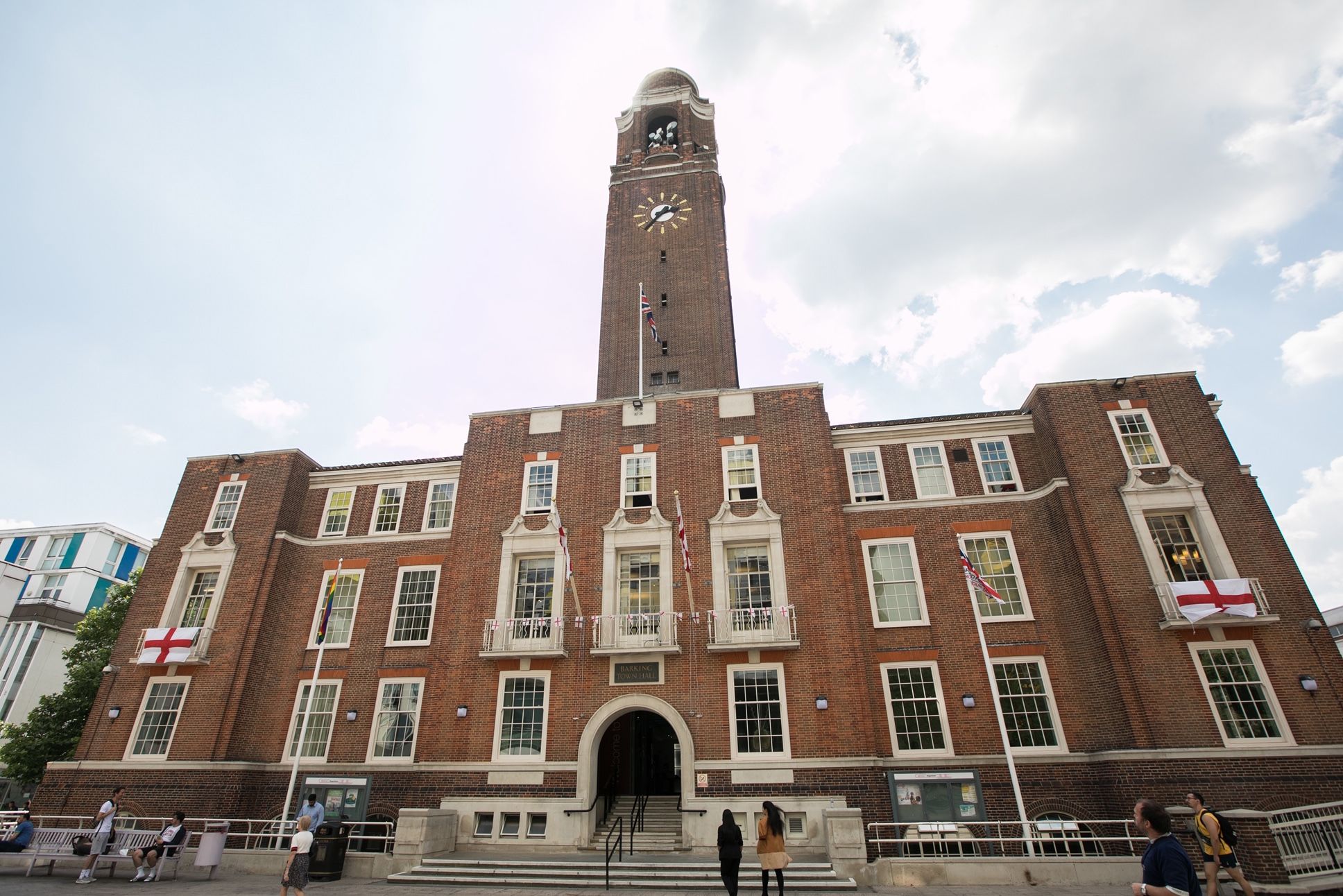 London Borough Of Barking And Dagenham Switches CCTV Enforcement To   Barking Town Hall And Around 