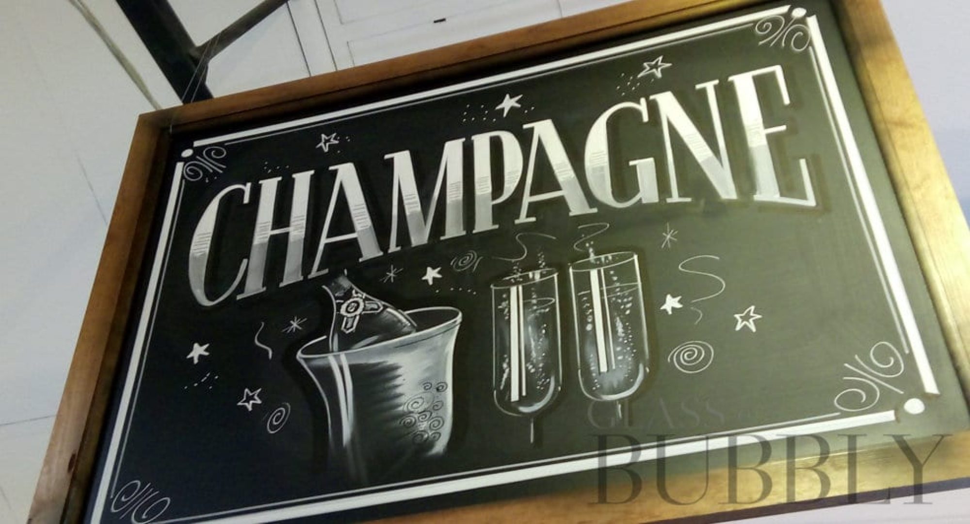 Champagne sales hit second highest total in 2014