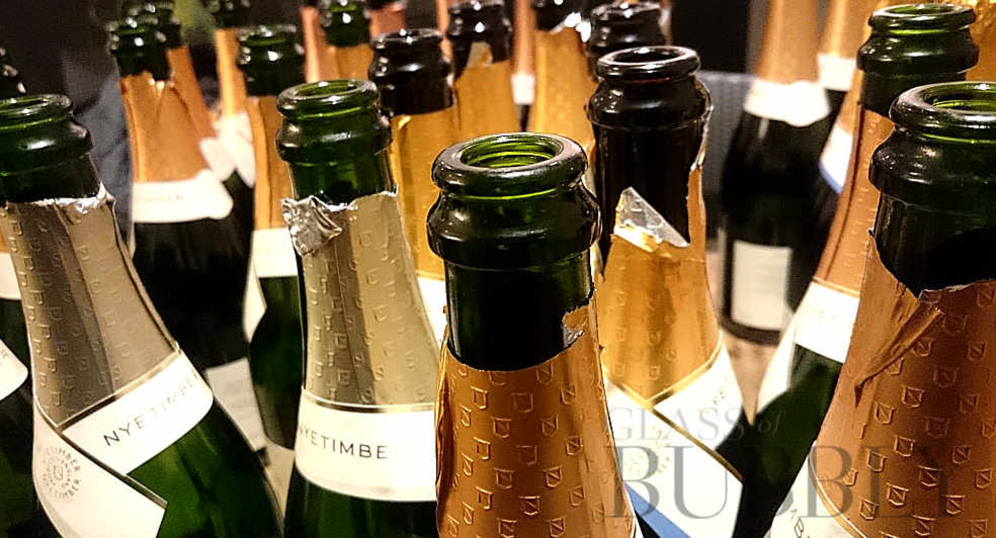 How to Choose the Perfect Bottle of Champagne to Gift