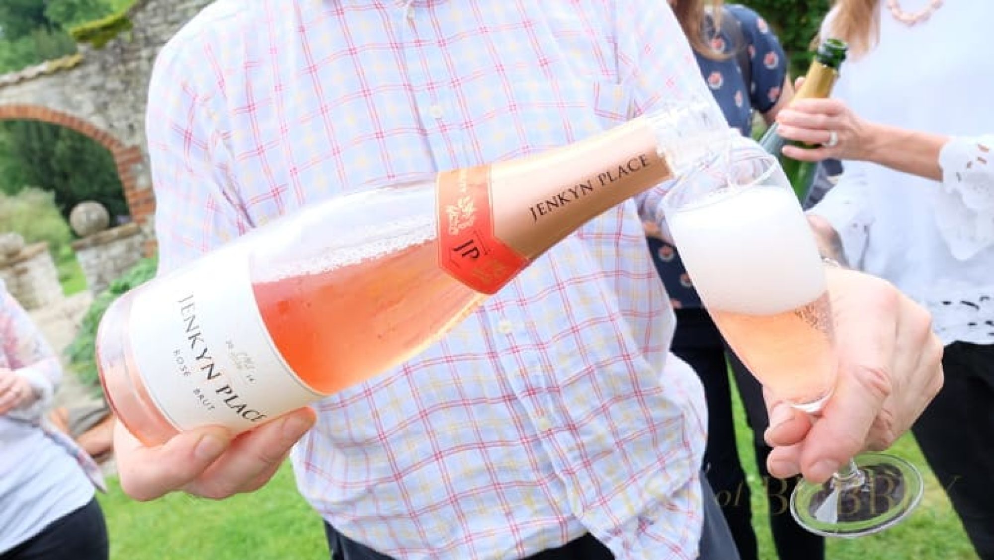 Celebrate New Year with English Sparkling Wine