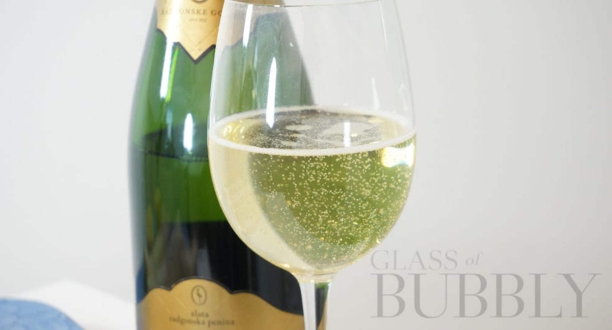 4 Surprising Ways Sparkling Wine Can Benefit Your Health