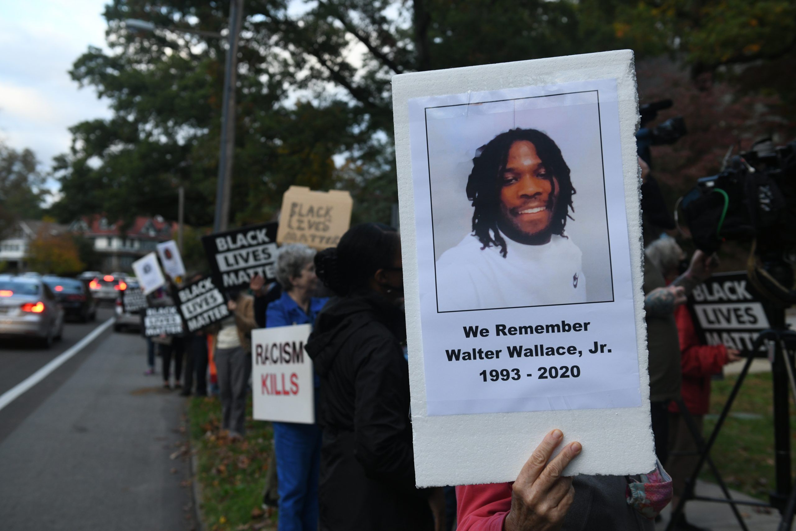 Philadelphia residents honored the life of Walter Wallace Jr. one year after he was killed by police officers. Photo by Max Silverman