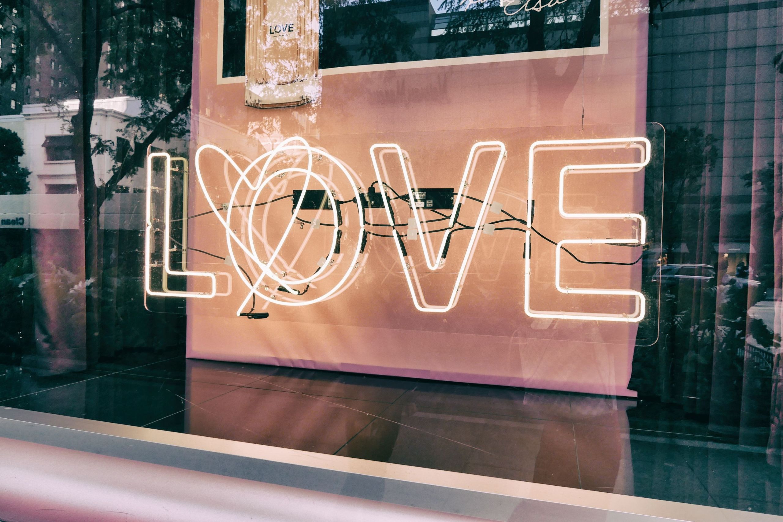 Valentine's Day is a day of love. Photo by Loe Moshkovska from Pexels.