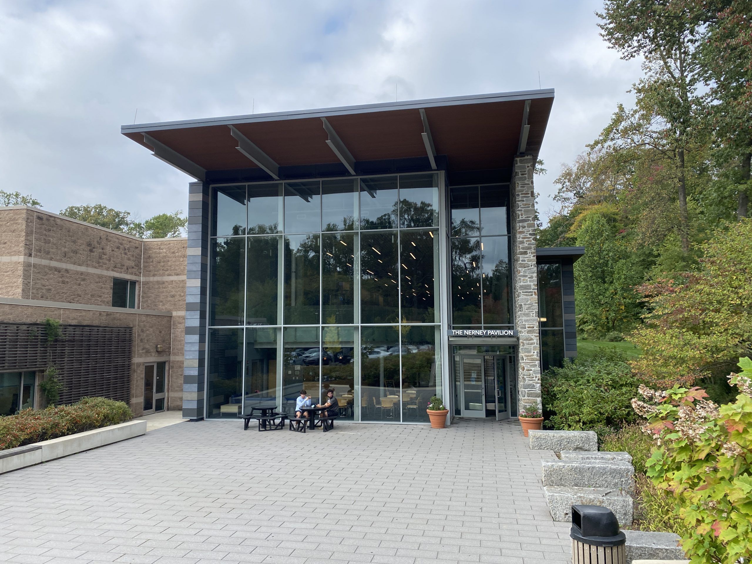 Main Entrance of the Dixon Center (Nerney Pavilion entrance)

photo: Chris Schaller 
