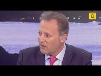 Πορτοσάλτε – Οικονόμου δεν σηκώνουν κουβέντα για τις υποκλοπές (και δεν διαβάζουν «Καθημερινή»)