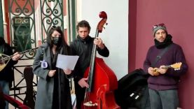 Μετά μουσικής διαδηλώνουν στην Αθήνα οι εργαζόμενοι στον Πολιτισμό