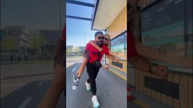 Ήθελε καφέ από drive thru