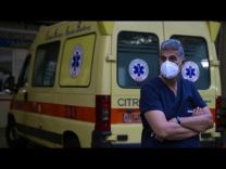 COVID-19: 109 θάνατοι την τελευταία εβδομάδα στην Ελλάδα – Αύξηση στα κρούσματα γρίπης