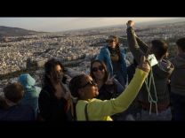 Ελλάδα: Το μεγάλο στοίχημα (και τα εμπόδια) για τον τουρισμό το 2023