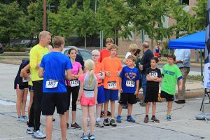 Kids lining up to participate in the Cabrini College 5K Chase.