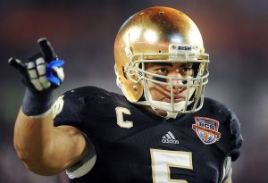 Manti Te’o pictured during the 2013 BCS National Championship Game. Notre Dame lost to the University of Alabama 42-14 on Jan. 7 and Deadspin.com published the story about Te’o’s fictitous girlfriend just nine days later. (MCT)